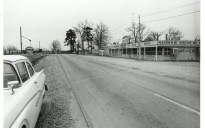 Historic Bentonville Motel on Rainbow Curve
